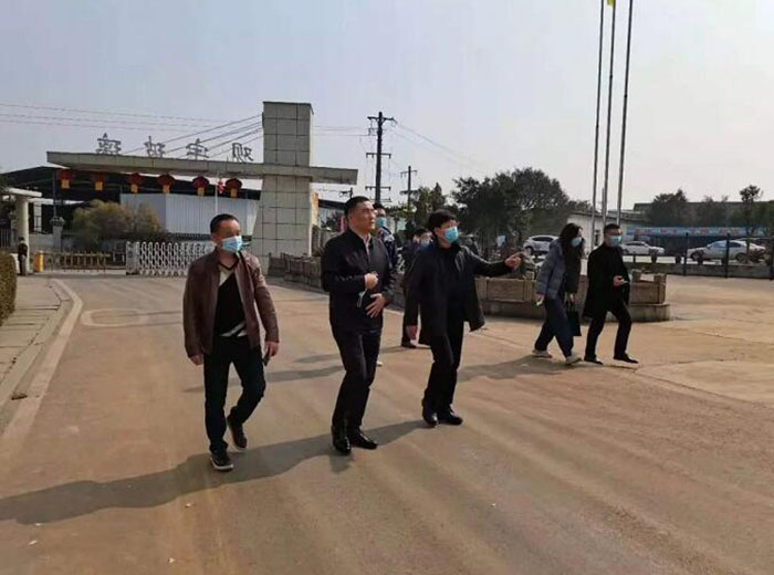 瀘縣縣委副書記、縣長曹陽帶隊到我司督導工作