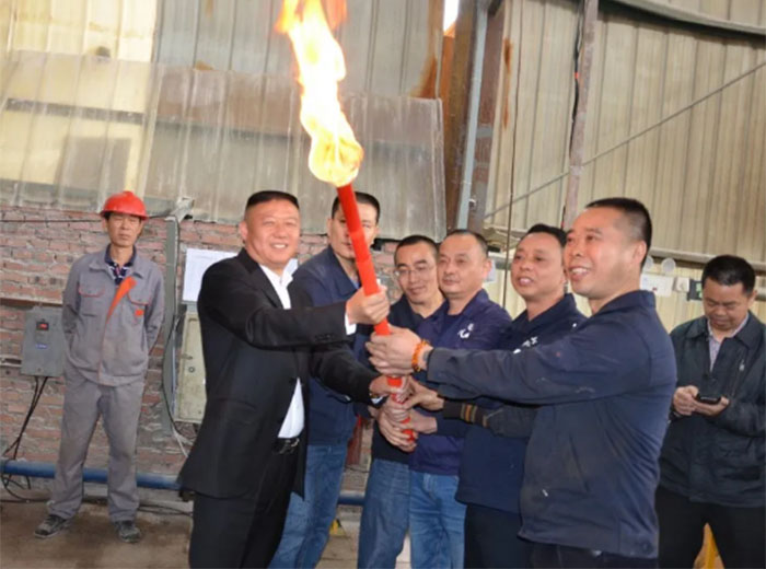 熱烈祝賀公司一車間窯爐成功復(fù)產(chǎn)點(diǎn)火！