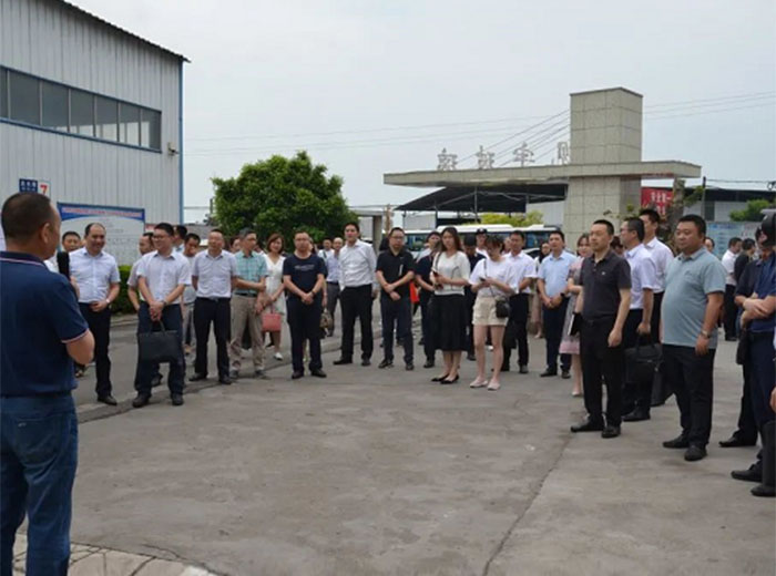 瀘縣安全生產(chǎn)清單制管理提檔升級工作現(xiàn)場會(huì)在我司召開